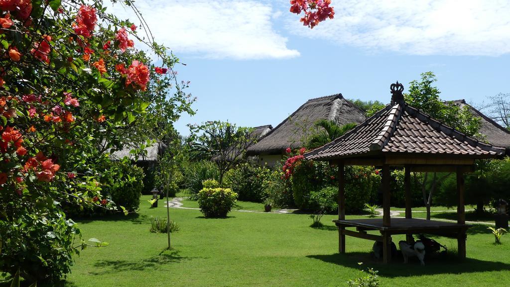 Sunia Loka Bungalows & Dive Center Pemuteran  Exterior photo